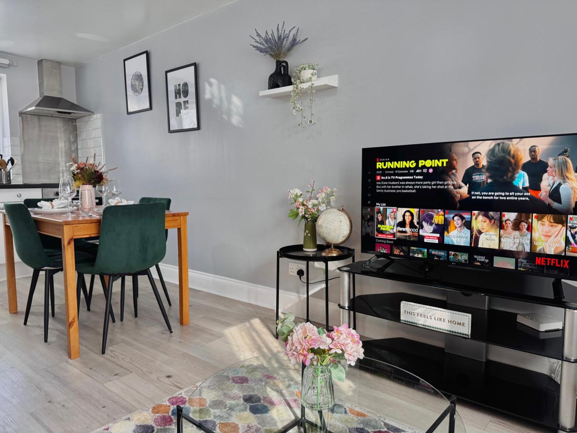 Garden 1-bed Flat 30min To Downtown & Free Parking Londra